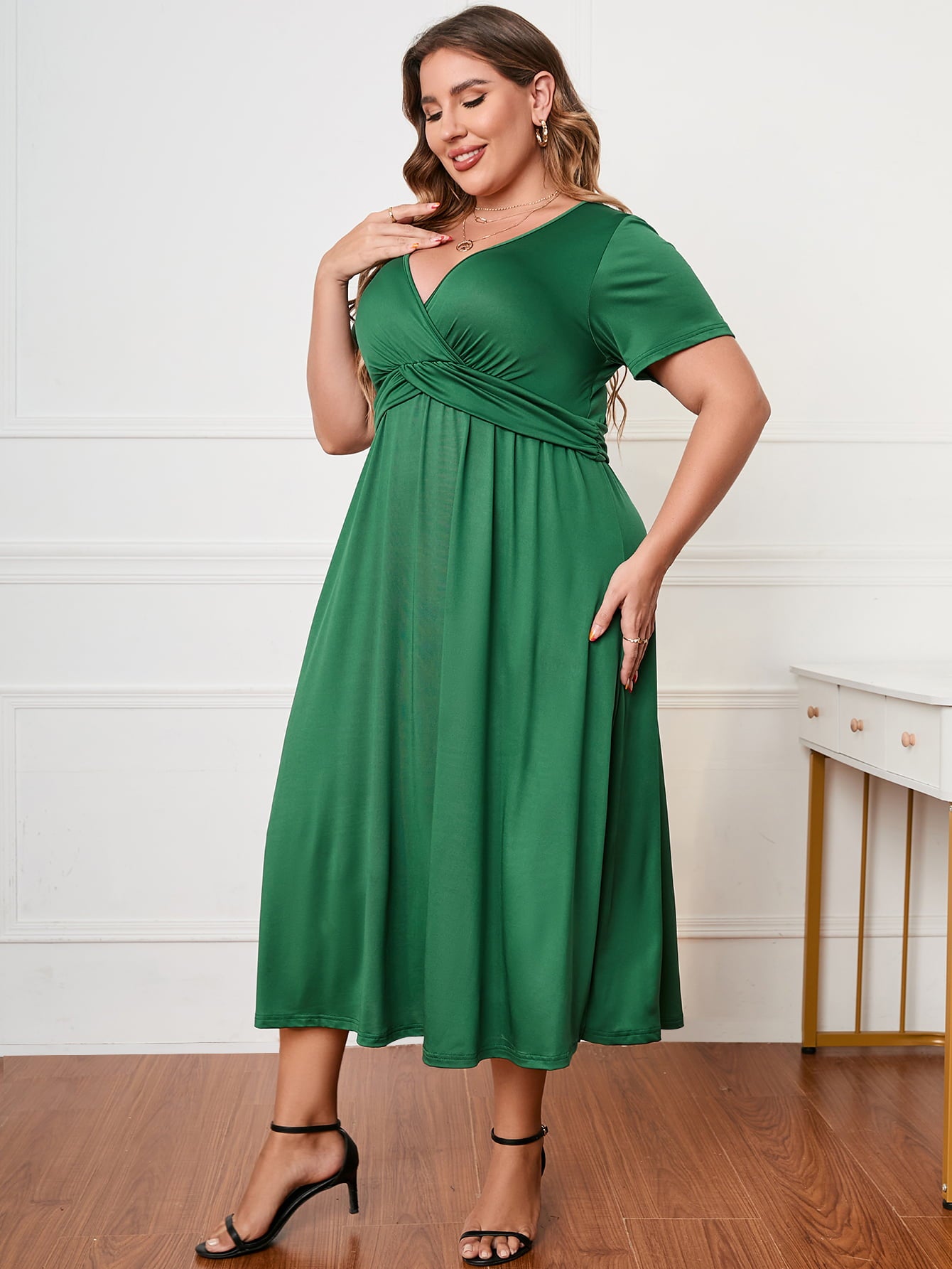Green plus size short sleeve dress with V-neck and gathered waist detail by Trendsi