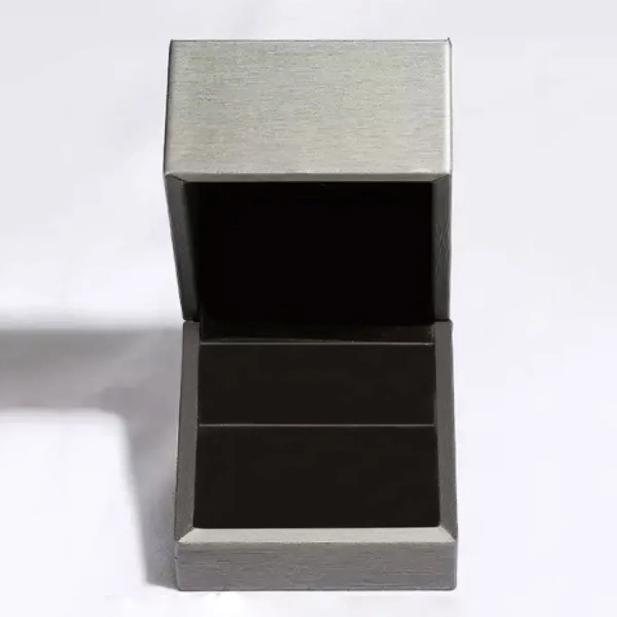 Trendsi elegant silver ring box open on white background for 1 carat moissanite solitaire ring