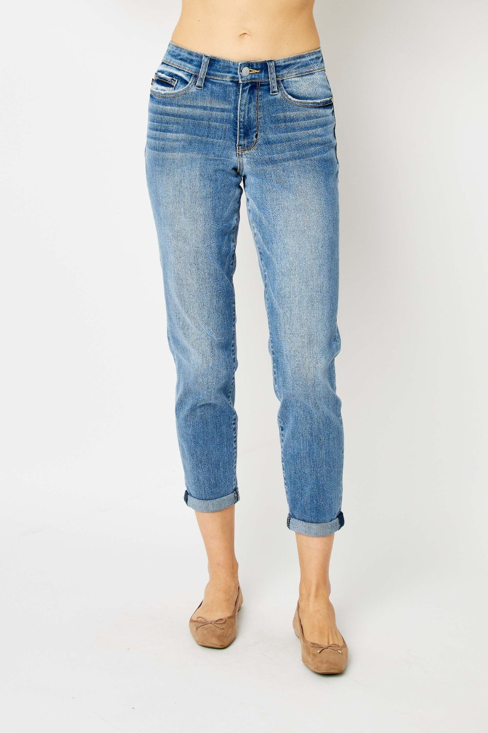 Trendsi plus size cuffed hem jeans in light blue denim with front pockets and rolled cuffs